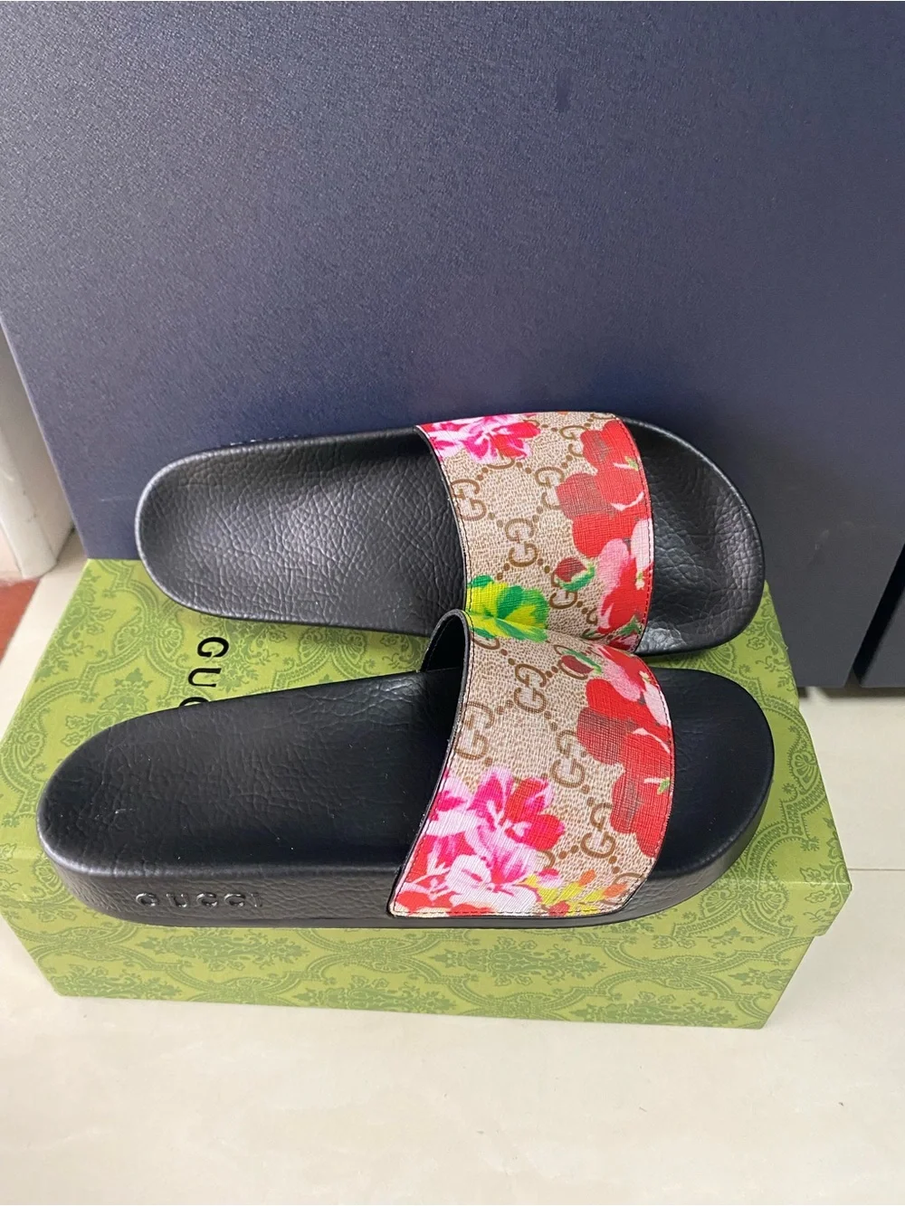 Designer Gucci Floral Monogram Slide Sandals - Black & Multicolor